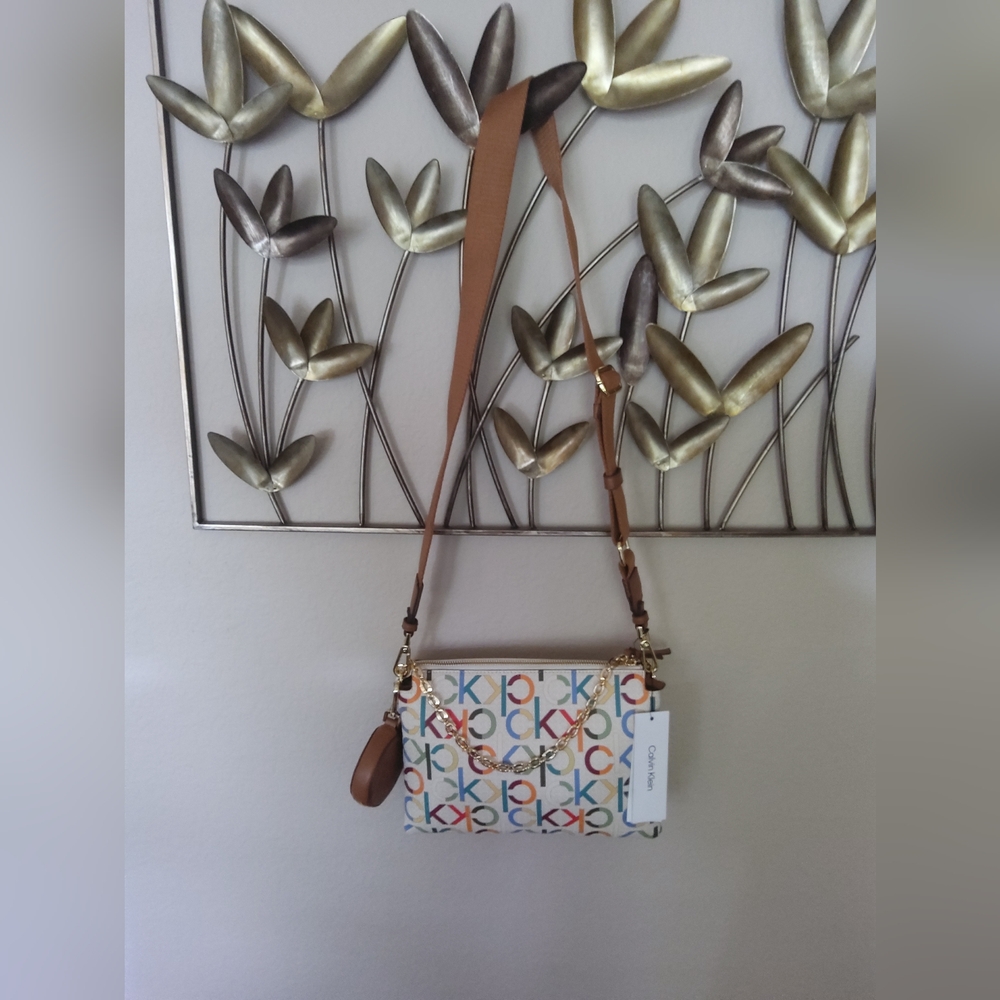 Calvin Klein Multicolor Crossbody Bag - Picture 5 of 12